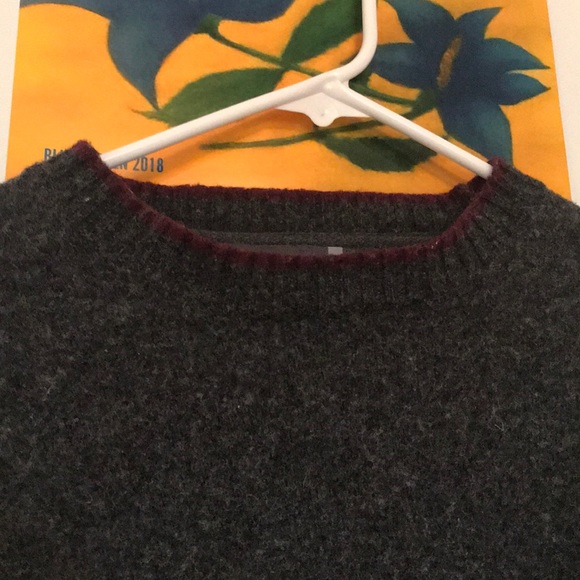 Authentic Irish Wool Crew Sweater โ๏ธ Fisherman Out of Ireland ๐ฎ๐ช - Picture 5 of 7